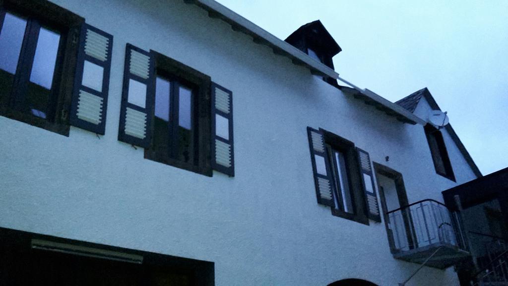Haus Mosel Apartment Klotten Exterior photo